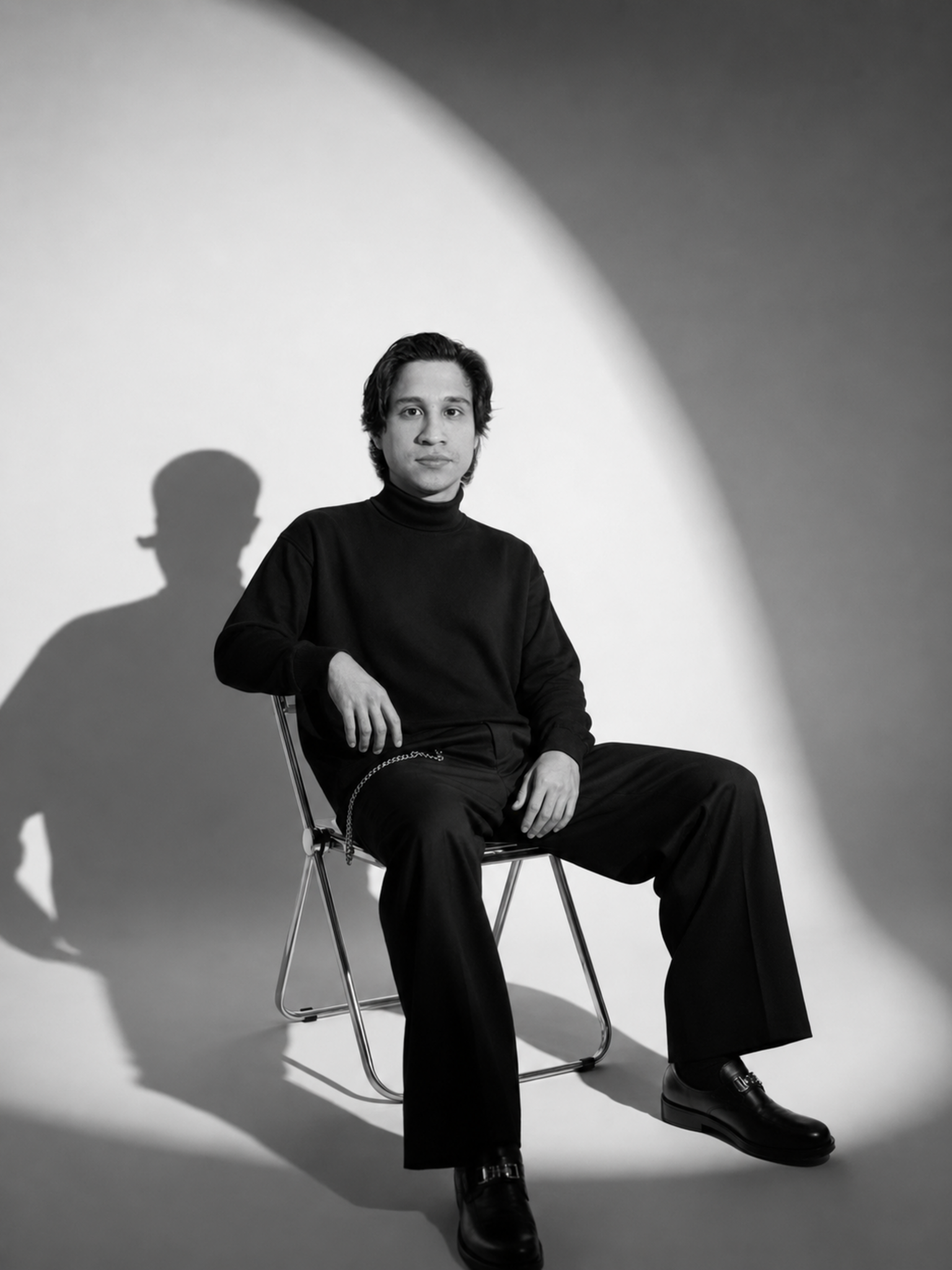 Retrato profesional de Franco Paucar, comunicador audiovisual, editor y motion designer